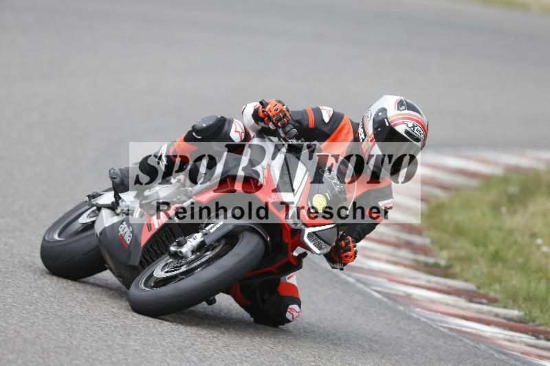 /Archiv-2025/04 13.04.2025 Get Faster Caremotion ADR/Gruppe gelb/689